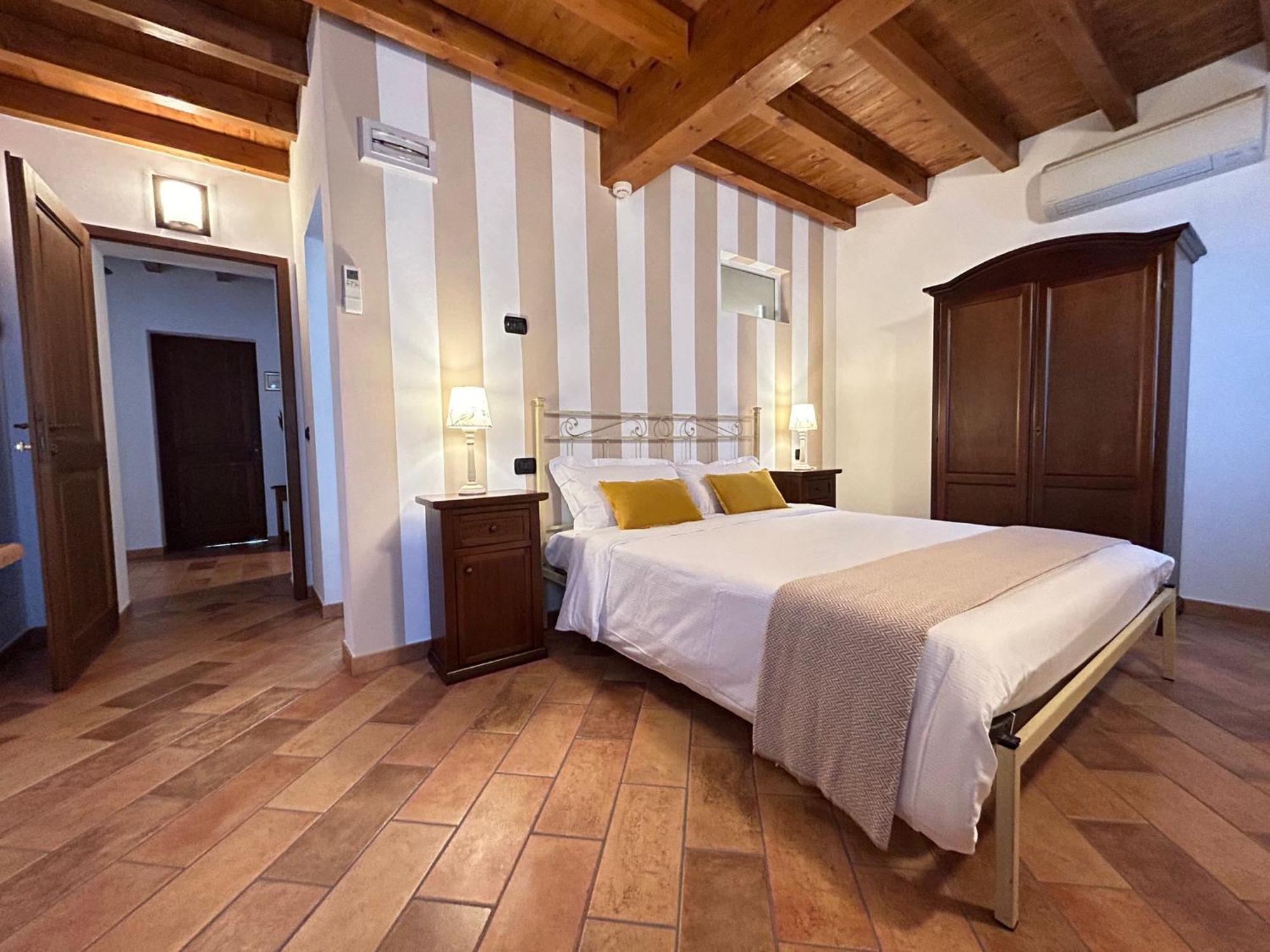 Locanda Corte Ruspecchio Bed & Breakfast Quattro Castella Luaran gambar