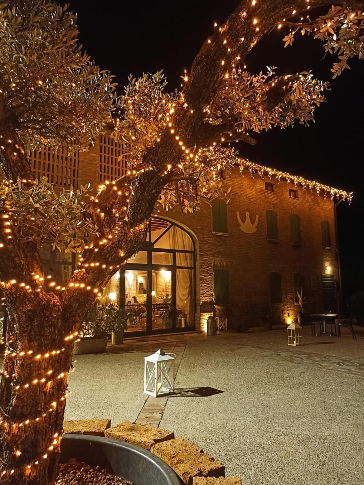 Locanda Corte Ruspecchio Bed & Breakfast Quattro Castella Luaran gambar